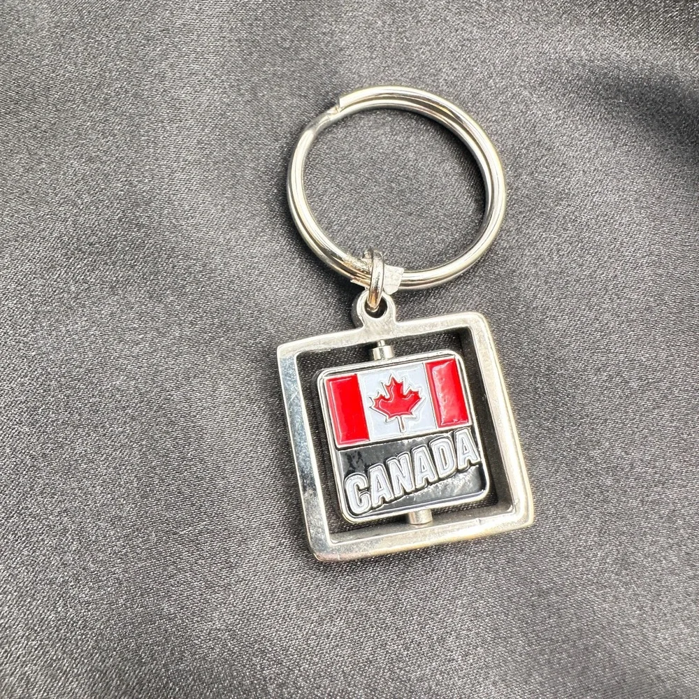 Waterton Lakes National Park Alberta Canada Vintage Spinner Keychain Silver Tone